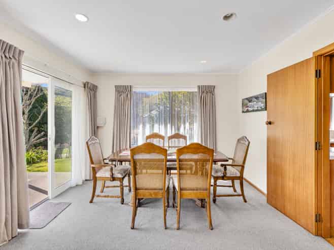 2/227 Bridge Street, Nelson