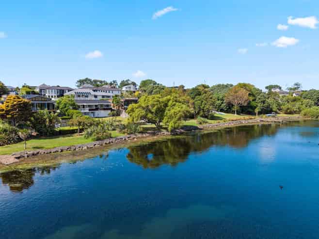 9 Eric Price Avenue, Takapuna