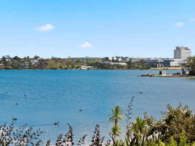 9 Eric Price Avenue, Takapuna