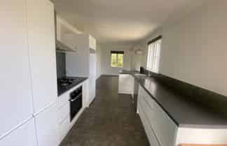 28 Gloucester, Takaro