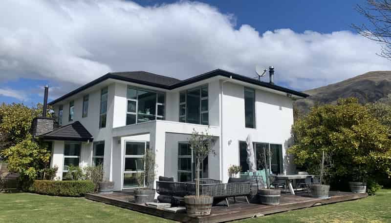 6 Parkhill Avenue, Wanaka