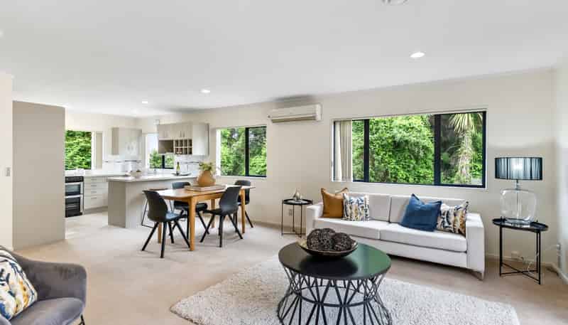 2/894 East Coast Road, Northcross