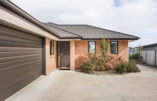 8 Gibraltar Way, Fitzherbert
