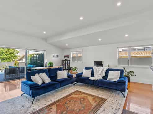 16 Wolfe Street, Regent