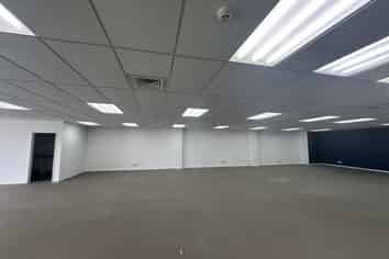 Road Front Retail / Office