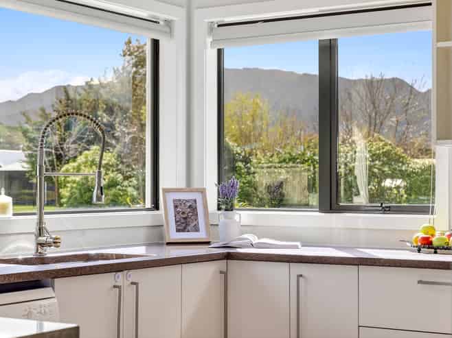 4 Bell Street, Lake Hawea