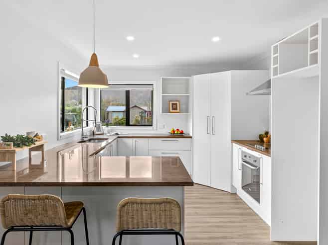4 Bell Street, Lake Hawea