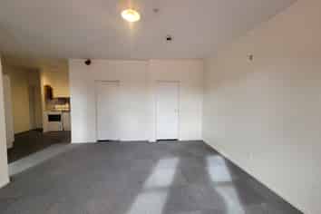 2/160 Riddiford Street, Newtown