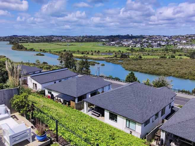 30 Cassidy Drive, Orewa