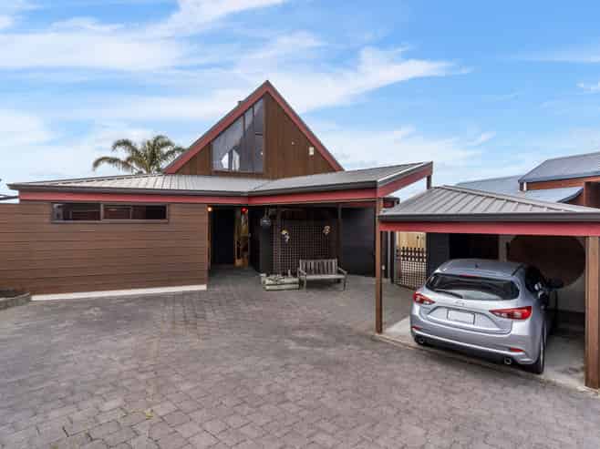 2 Sea View Terrace, Maraetai