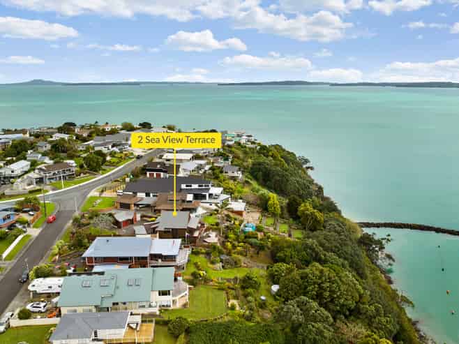 2 Sea View Terrace, Maraetai