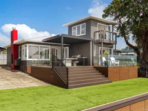 15 Torkar Road, Clarks Beach