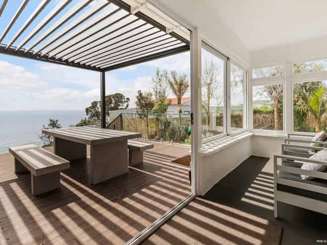 15 Torkar Road, Clarks Beach