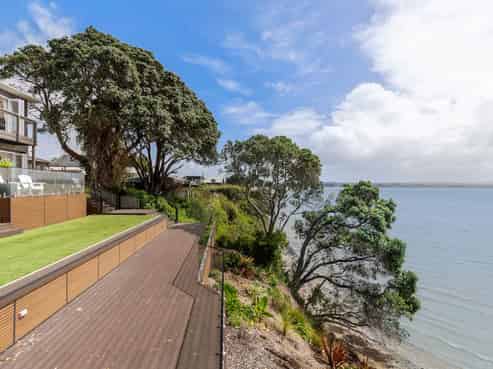 15 Torkar Road, Clarks Beach