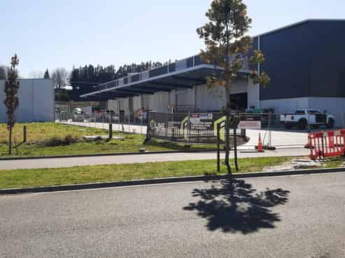 Drive through site, Ready now