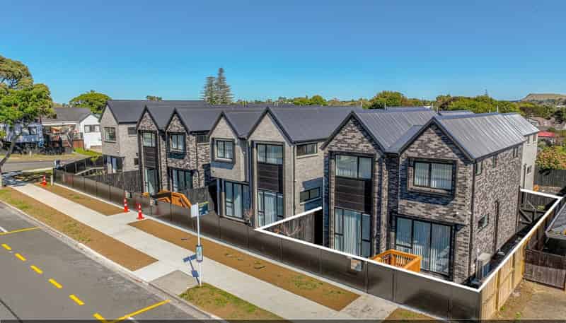151 Prince Regent Drive, Farm Cove