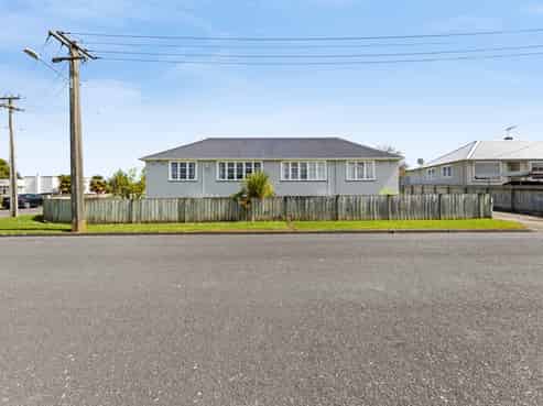 52 Cuba Street, Marton