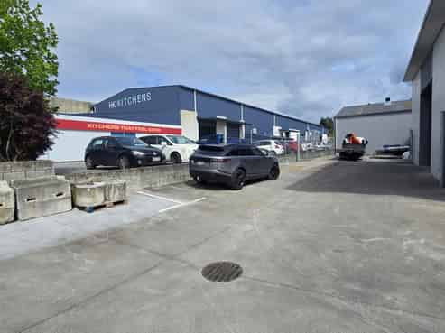 Prime corner profile!