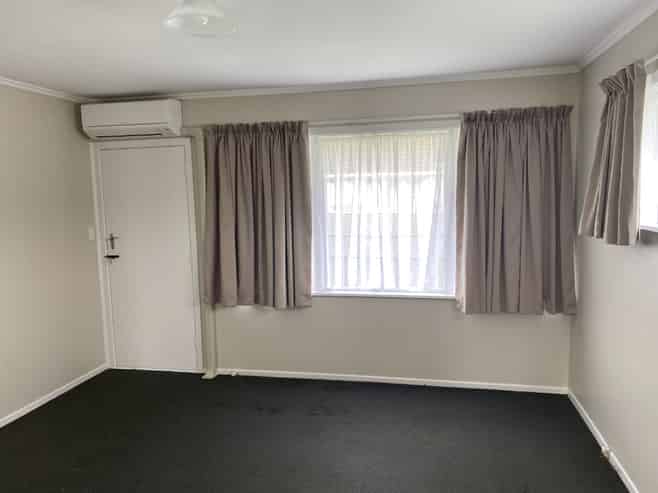 3/3a Camp Street, Trentham