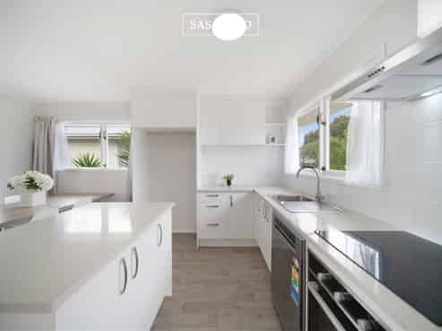 13 Collett Road, Otara