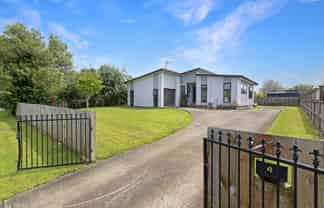 4 Brownlie Crescent, Huntly