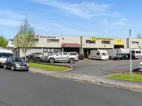 Affordable Split-Risk Investment