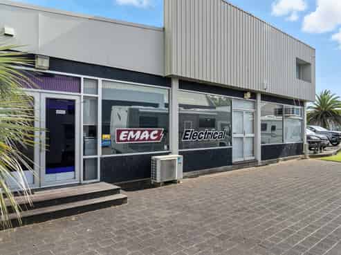 Affordable Split-Risk Investment