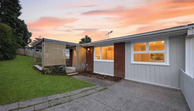 2A Kashmir Road, Glen Eden