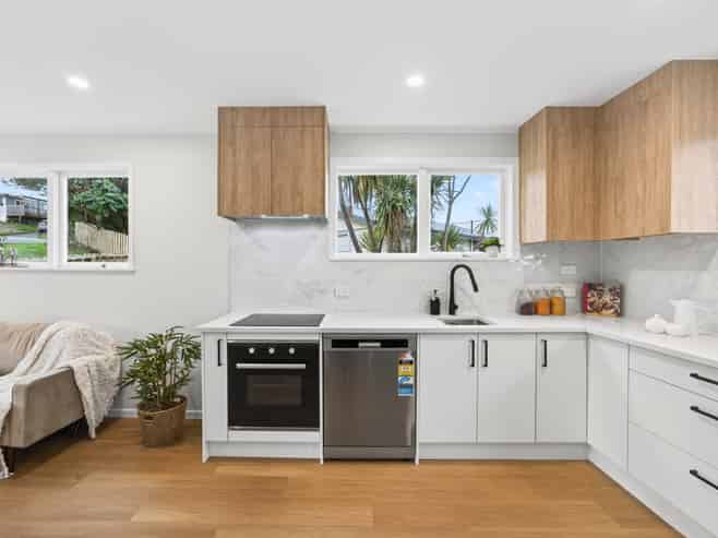 2A Kashmir Road, Glen Eden