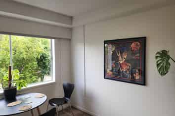 9/83 Lake Road, Belmont