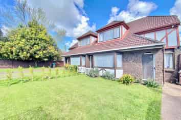 2/73 Margot Street, Epsom