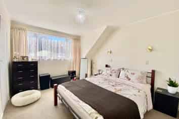 2/73 Margot Street, Epsom