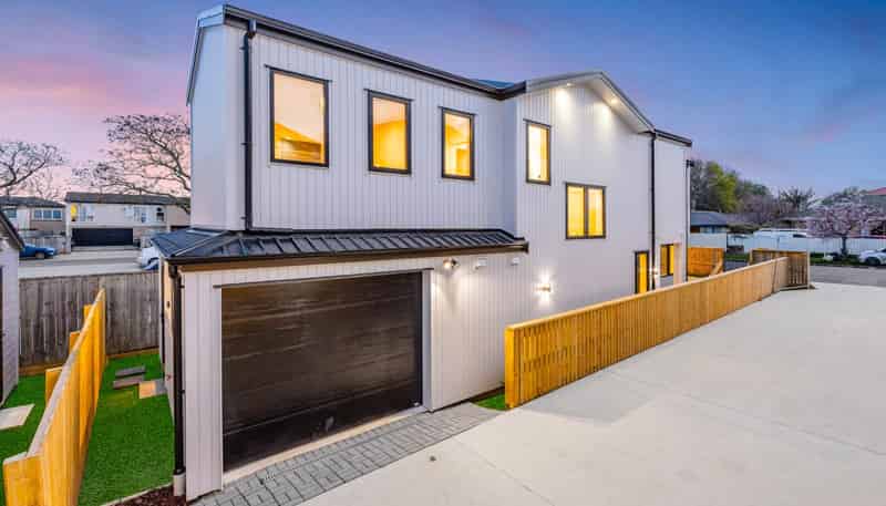 19A Sturdee Road, Manurewa