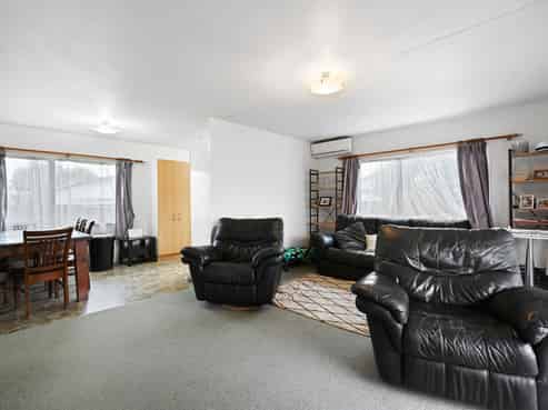 45A Pine Avenue, Bader