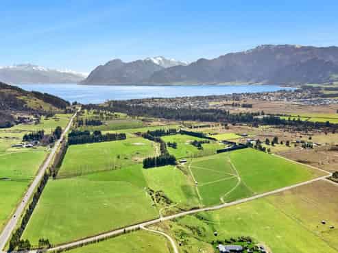  Te Awa Road, Hawea Flat