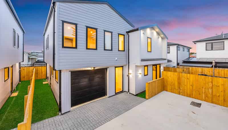 19E Sturdee Road, Manurewa