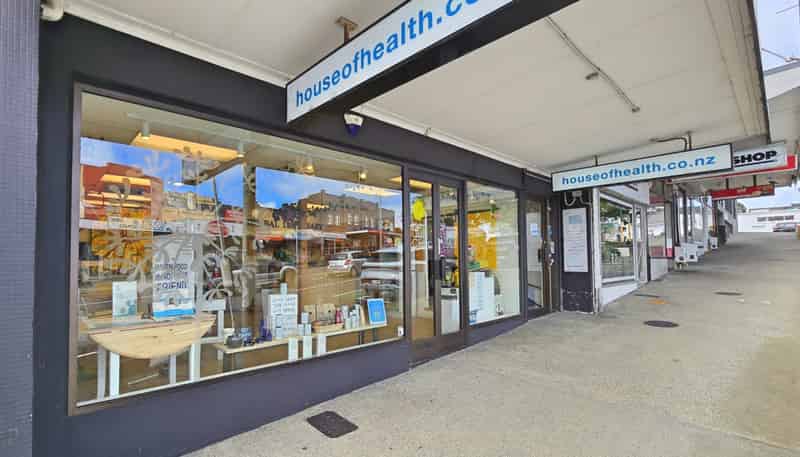 888 New North Road, Mount Albert