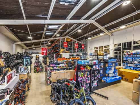 Red hot retail investment