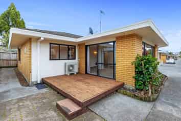4/742 Cameron Road, Tauranga