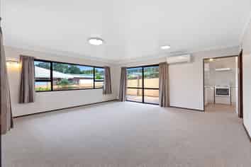 4/742 Cameron Road, Tauranga