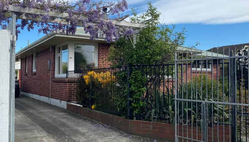16 Middlepark Road, Sockburn
