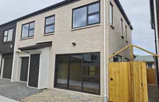 52B Tiraumea Drive, Pakuranga