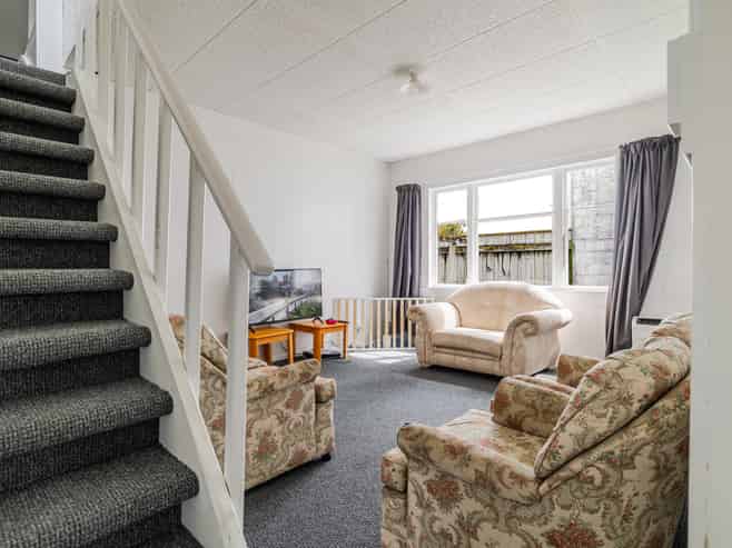 19 Lombard Street, Palmerston North