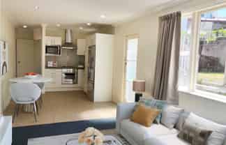 40 Chatsworth Crescent, Pakuranga Heights