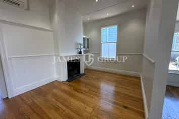 90M² RETAIL TENANCY WITH VILLA CHARM + EXPOSURE