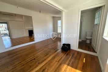 90M² RETAIL TENANCY WITH VILLA CHARM + EXPOSURE