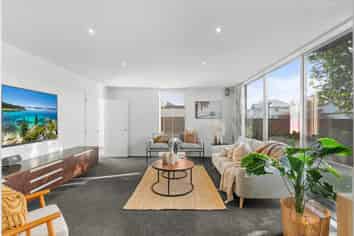 16A Webb Street, Merivale