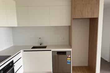 9/6 Treasure Lane, Te Atatu South