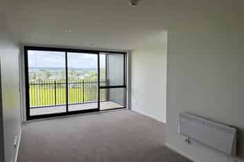 9/6 Treasure Lane, Te Atatu South