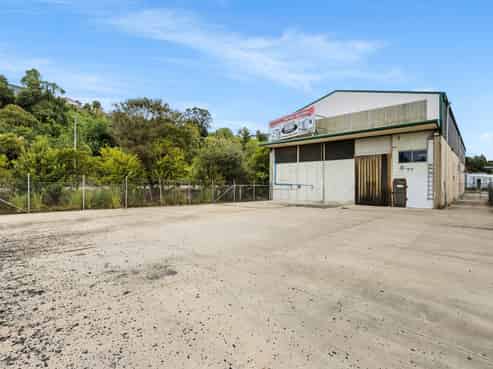 Vendors Want Sold - Bring Us An Offer 